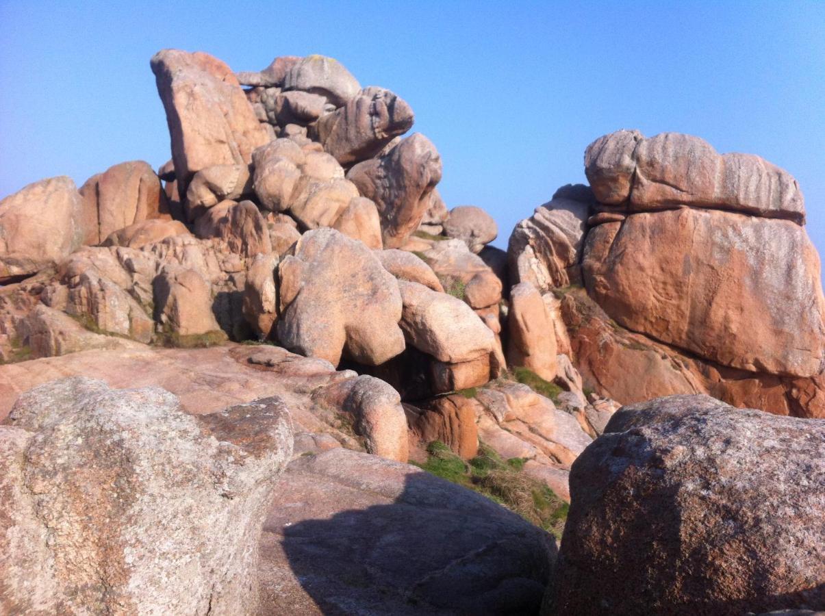 Trestraou, Cote De Granit Rose, Studio Vue Mer, Rez-De-Chaussee Perros-Guirec Eksteriør bilde